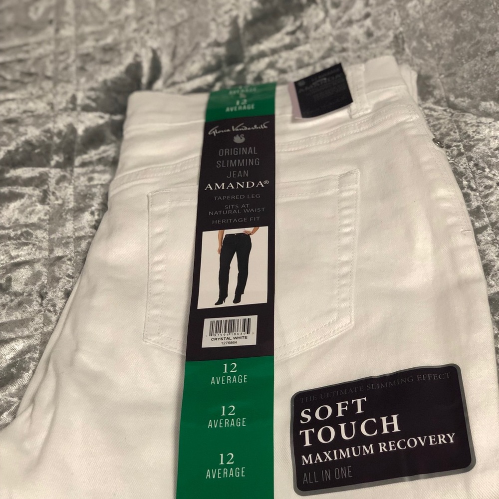 New Gloria Vanderbilt Jeans